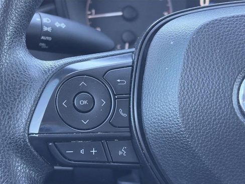 Used 2025 Toyota Corolla LE image 22