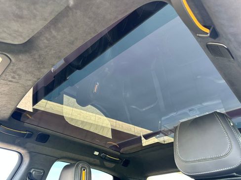 Used 2025 Rivian R1T Adventure image 19