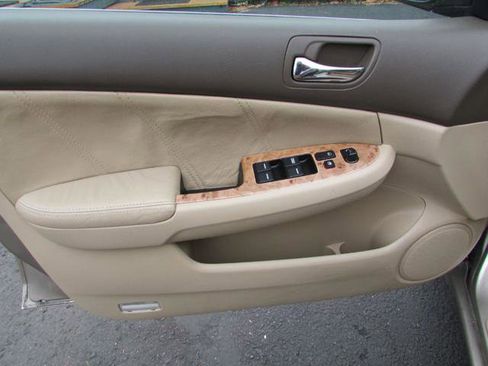 Used 2003 Honda Accord EX image 7