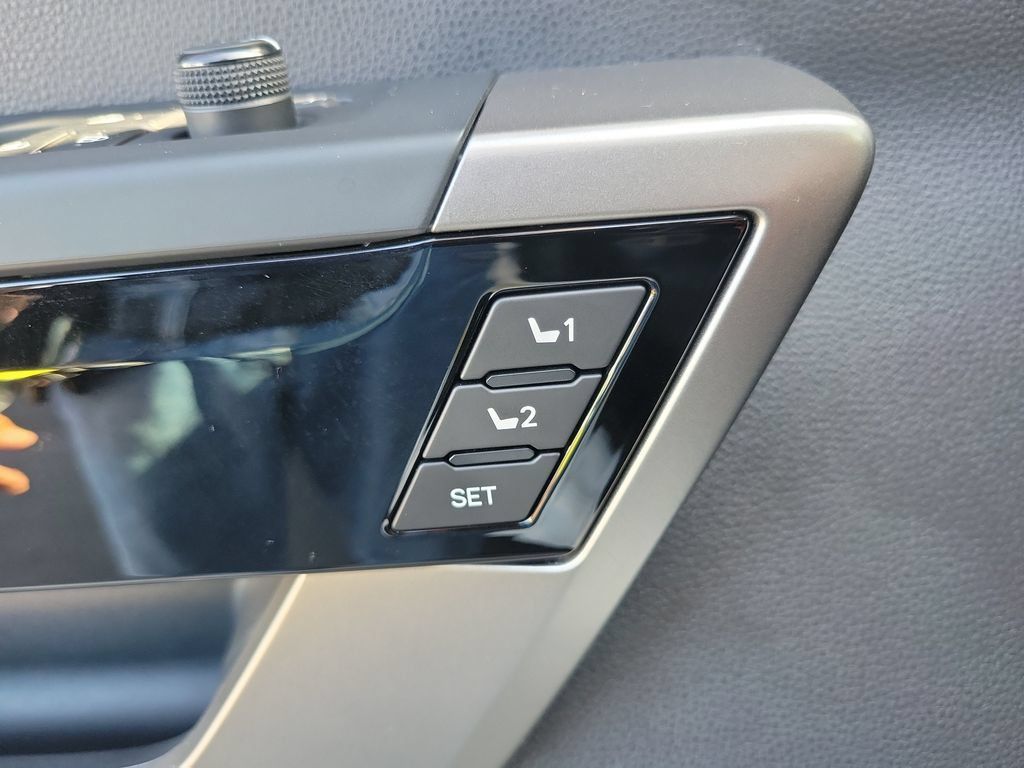 Used 2022 Toyota Tundra Limited RWD image 21