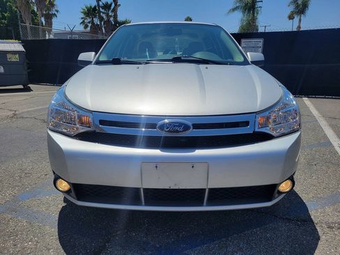 Used 2009 Ford Focus SES FWD image 9