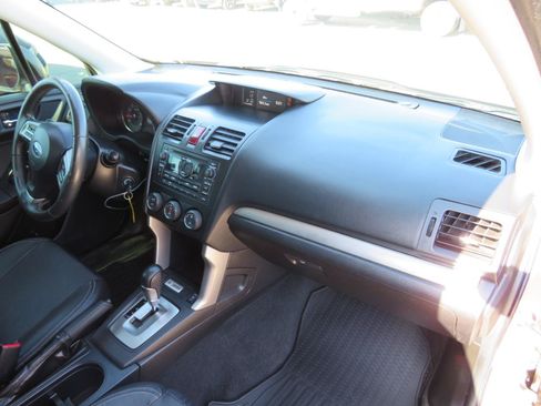 Used 2015 Subaru Forester 2.5i Limited w/ Popular Package #2 AWD/4WD image 17