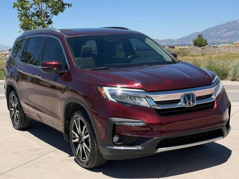 Used 2020 Honda Pilot Elite image 3