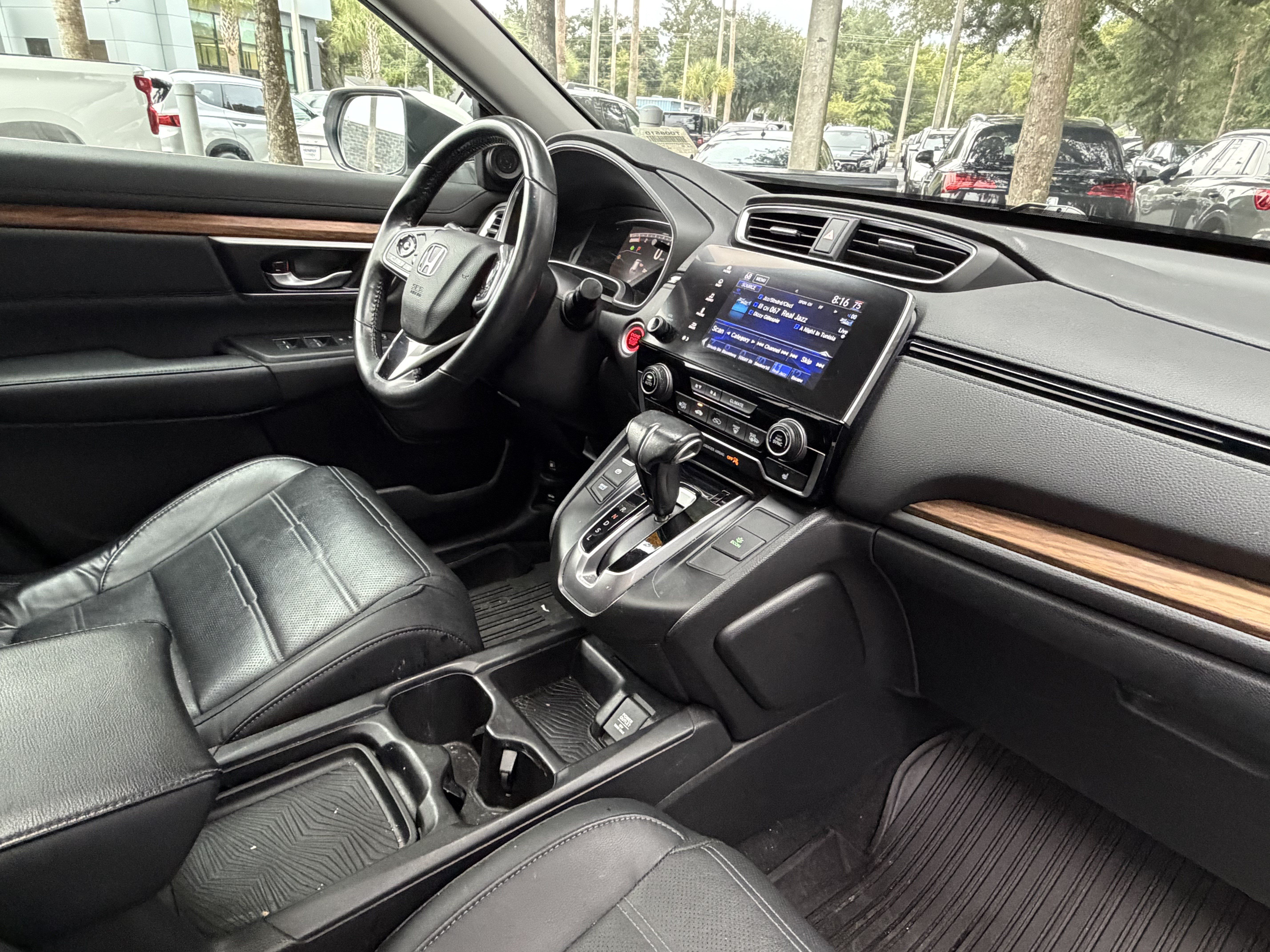 Used 2019 Honda CR-V Touring image 45