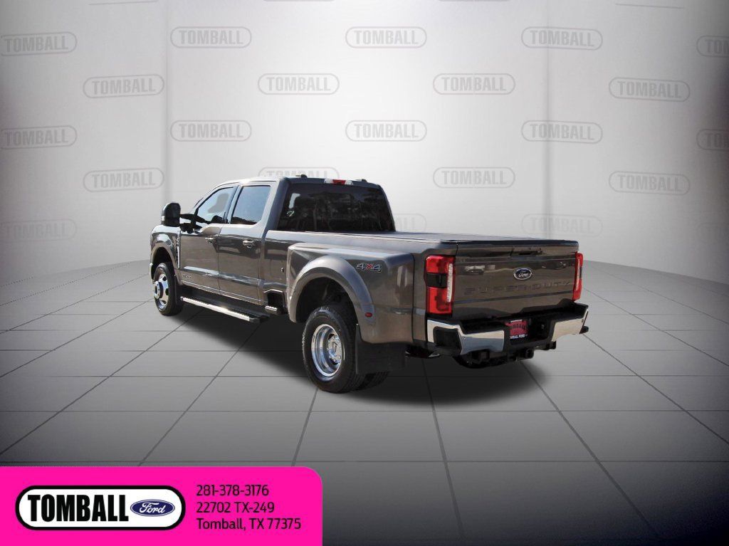 Used 2023 Ford F350 Lariat w/ Tow Technology Package AWD/4WD image 5