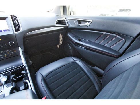 Used 2020 Ford Edge ST-Line FWD image 13