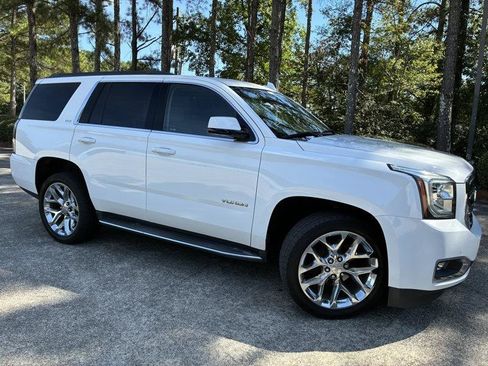 Used 2020 GMC Yukon SLT w/ Open Road Package RWD image 2