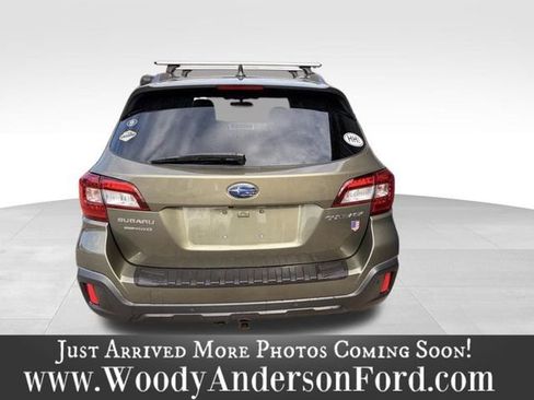 Used 2019 Subaru Outback 2.5i Touring w/ Popular Package #3A image 5