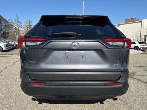 Used 2020 Toyota RAV4 LE w/ All Weather Liner Package image 15