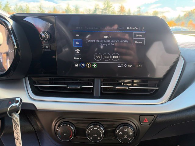 Used 2024 Chevrolet Trax LS w/ Driver Confidence Package FWD image 19