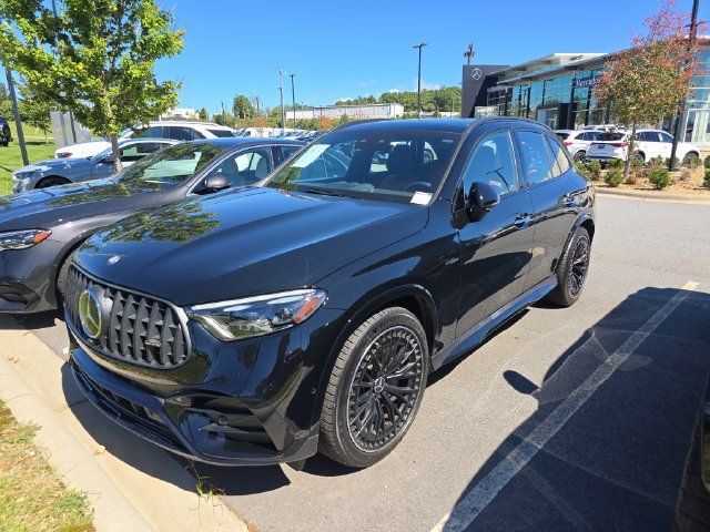 Certified 2024 Mercedes-Benz GLC 43 AMG 4MATIC image 4