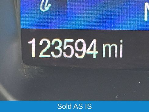 Used 2017 Ford Escape SE w/ Equipment Group 201A FWD image 16