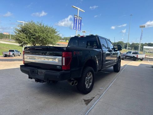 Used 2022 Ford F250 Platinum AWD/4WD image 8