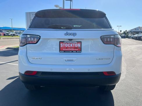 Used 2025 Jeep Compass Limited AWD/4WD image 17