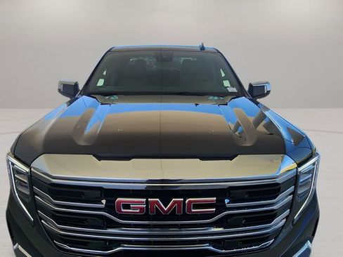 Used 2025 GMC Sierra 1500 SLT image 18