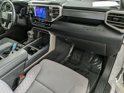 Used 2025 Toyota Tundra SR5 AWD/4WD image 29