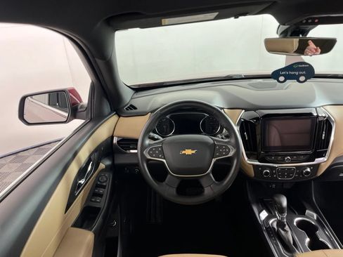 Certified 2022 Chevrolet Traverse Premier AWD/4WD image 25