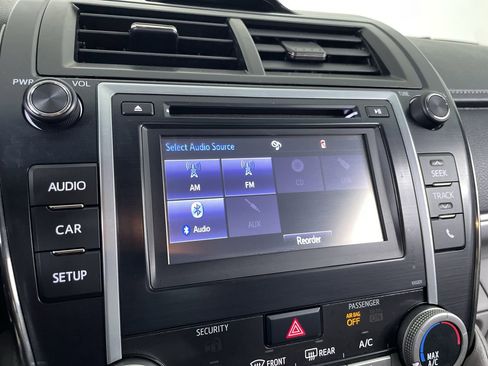 Used 2014 Toyota Camry LE FWD image 15