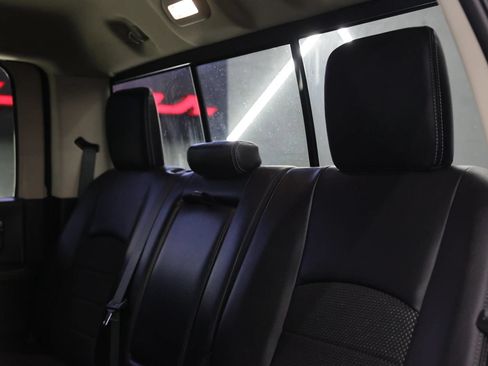 Used 2018 RAM 2500 Big Horn w/ Sport Appearance Group AWD/4WD image 19