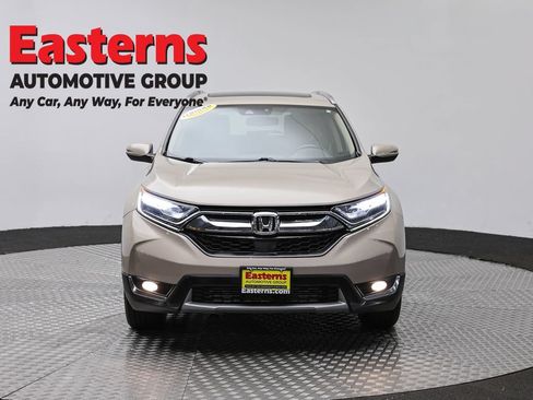 Used 2018 Honda CR-V Touring image 2