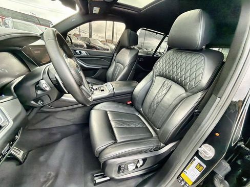 Used 2020 BMW X5 xDrive40i w/ M Sport Package AWD/4WD image 19