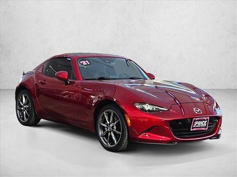 Used 2021 MAZDA MX-5 Miata RF Grand Touring RWD image 3