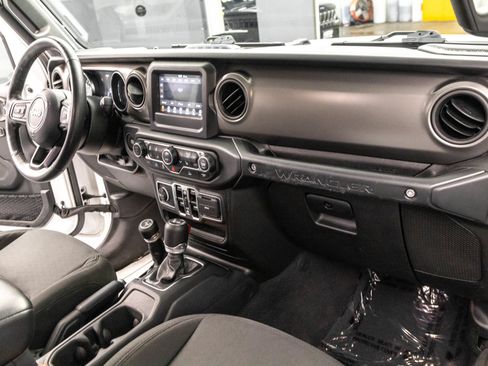 Used 2023 Jeep Wrangler Unlimited w/ Cold Weather Group AWD/4WD image 37