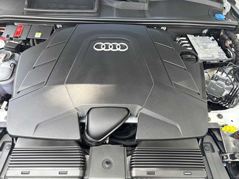 Used 2025 Audi Q7 3.0T Prestige AWD/4WD image 12