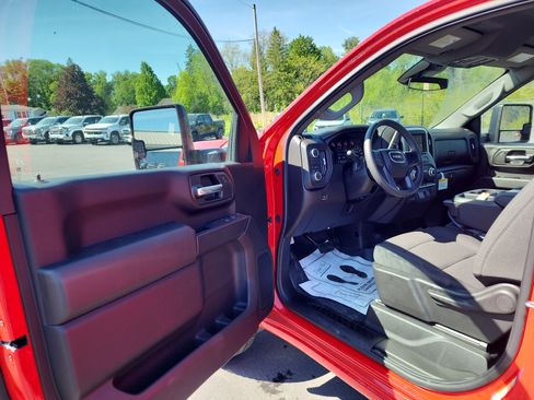 New 2026 GMC Sierra 2500 Pro w/ Snow Plow Prep/Camper Package AWD/4WD image 10