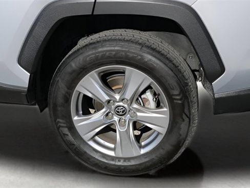Used 2024 Toyota RAV4 XLE image 9