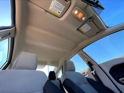 Used 2013 Ford Fiesta S image 28