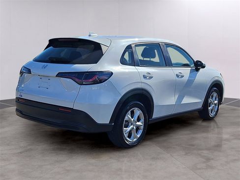 Certified 2025 Honda HR-V LX image 4