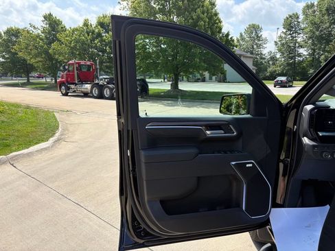 New 2026 Chevrolet Silverado 1500 RST w/ RST All Star Premium Package AWD/4WD image 13