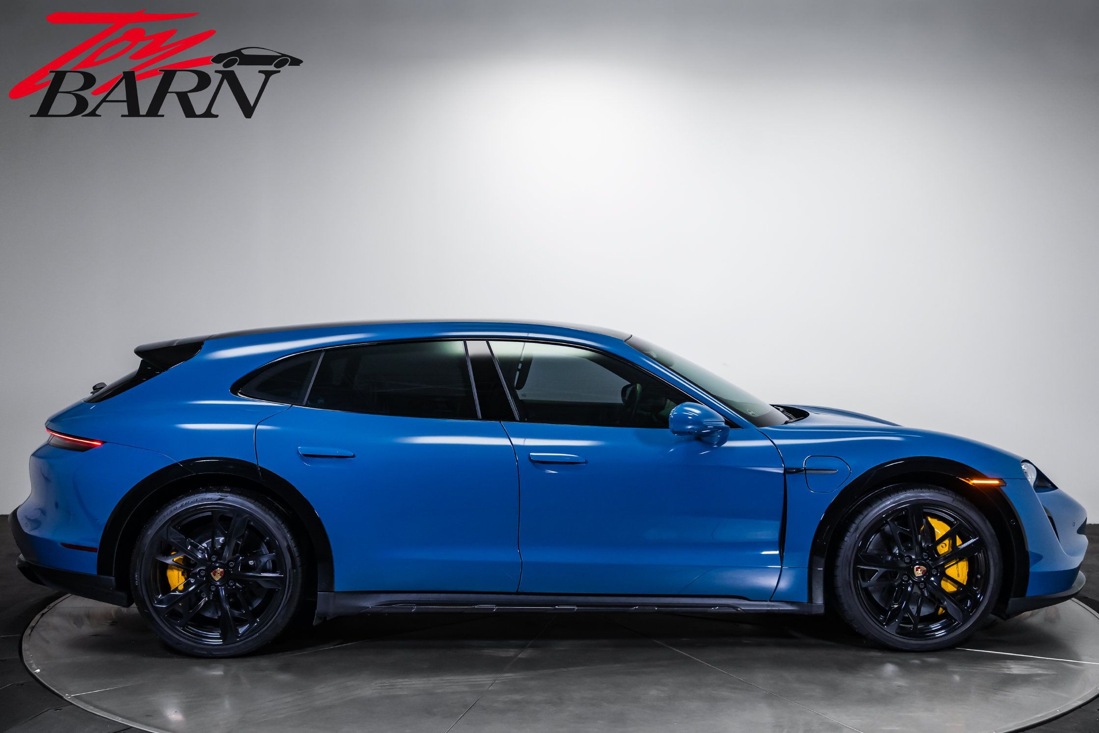Used 2023 Porsche Taycan Turbo S w/ Premium Package AWD/4WD image 6