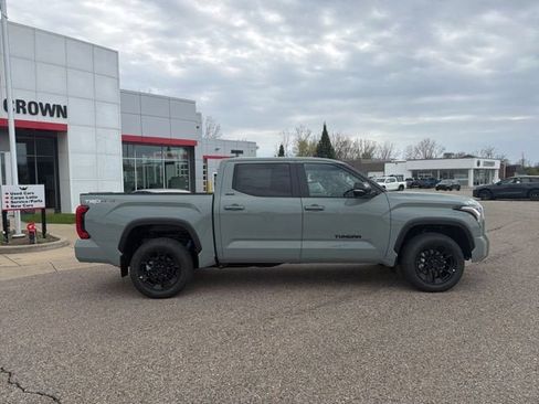New 2026 Toyota Tundra Limited AWD/4WD image 7