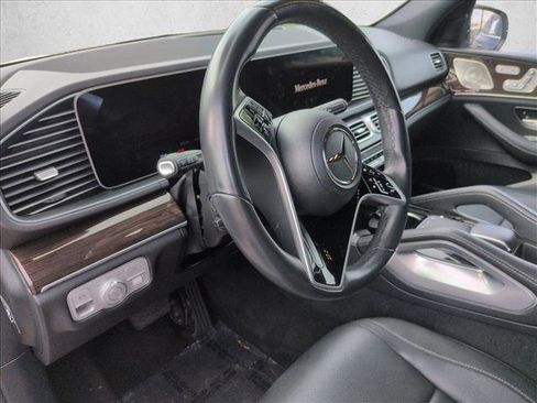 Used 2024 Mercedes-Benz GLE 350 4MATIC w/ 3rd Row Seat Package image 10