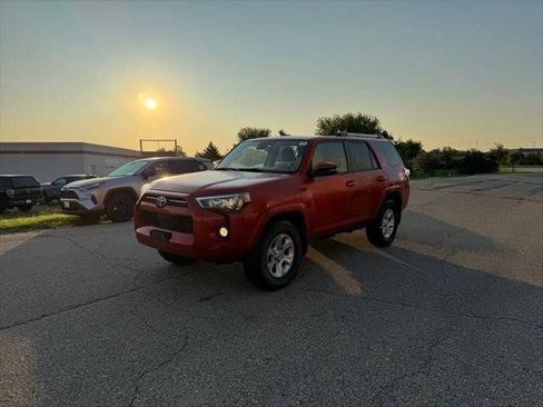Certified 2020 Toyota 4Runner SR5 Premium AWD/4WD image 75