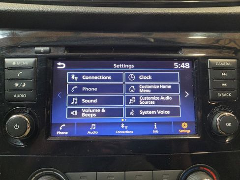 Used 2019 Nissan Rogue Sport S AWD/4WD image 25