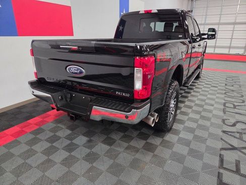Used 2017 Ford F250 Lariat w/ Lariat Value Package image 19