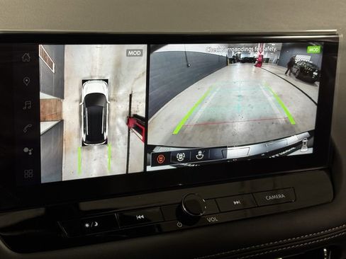 New 2025 Nissan Rogue SL w/ Tech Package image 24