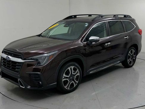 Certified 2023 Subaru Ascent Touring AWD/4WD image 4