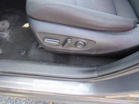 Used 2021 Toyota RAV4 XLE FWD image 26