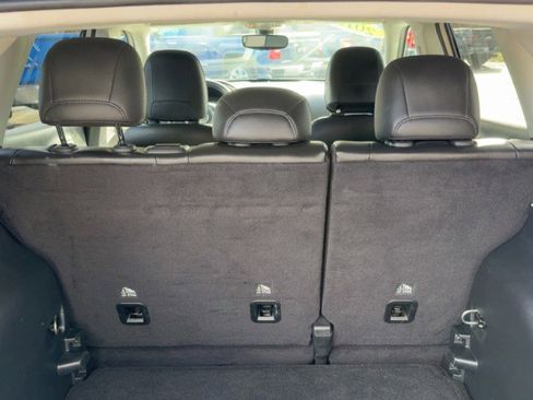 Used 2018 Jeep Compass Limited w/ Navigation Group image 12