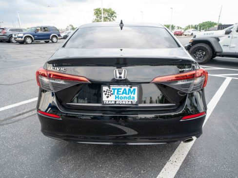 Certified 2024 Honda Civic Sport image 5