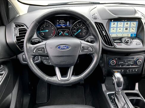Used 2019 Ford Escape Titanium image 5