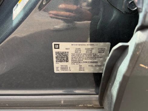 Used 2019 GMC Acadia SLE w/ Driver Alert Package I FWD image 9