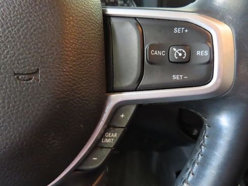 Used 2021 RAM 1500 Big Horn RWD image 20
