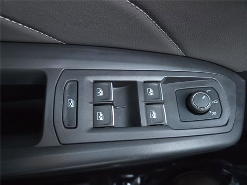 Certified 2023 Volkswagen Atlas SEL image 14