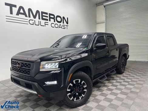 Used 2022 Nissan Frontier Pro-X image 2