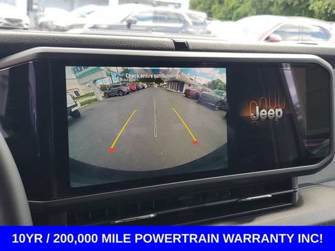 Used 2025 Jeep Wrangler Unlimited Sport AWD/4WD image 19